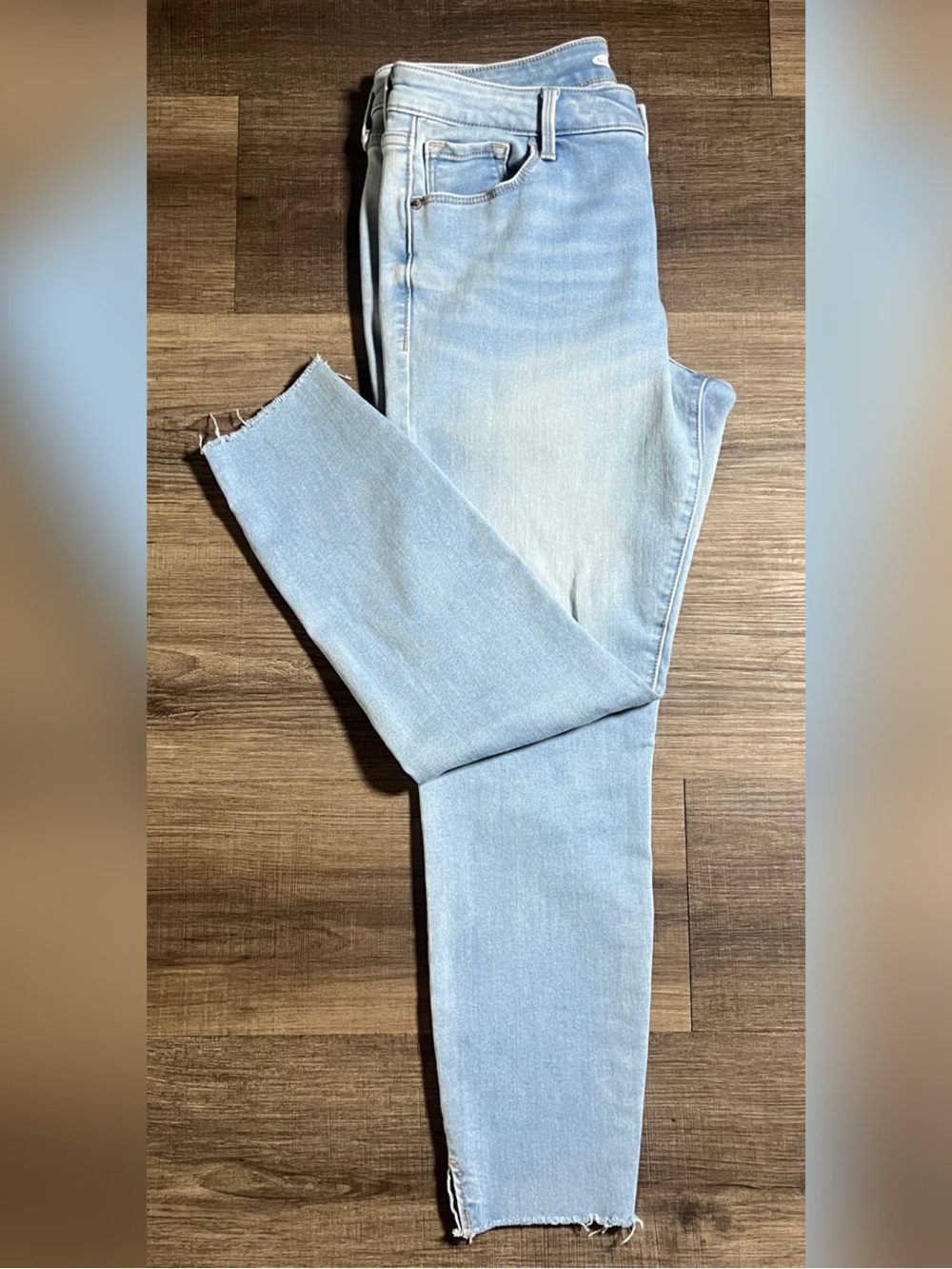Old Navy Rockstar Super Skinny Mid Rise Built-In-Warm Jeans